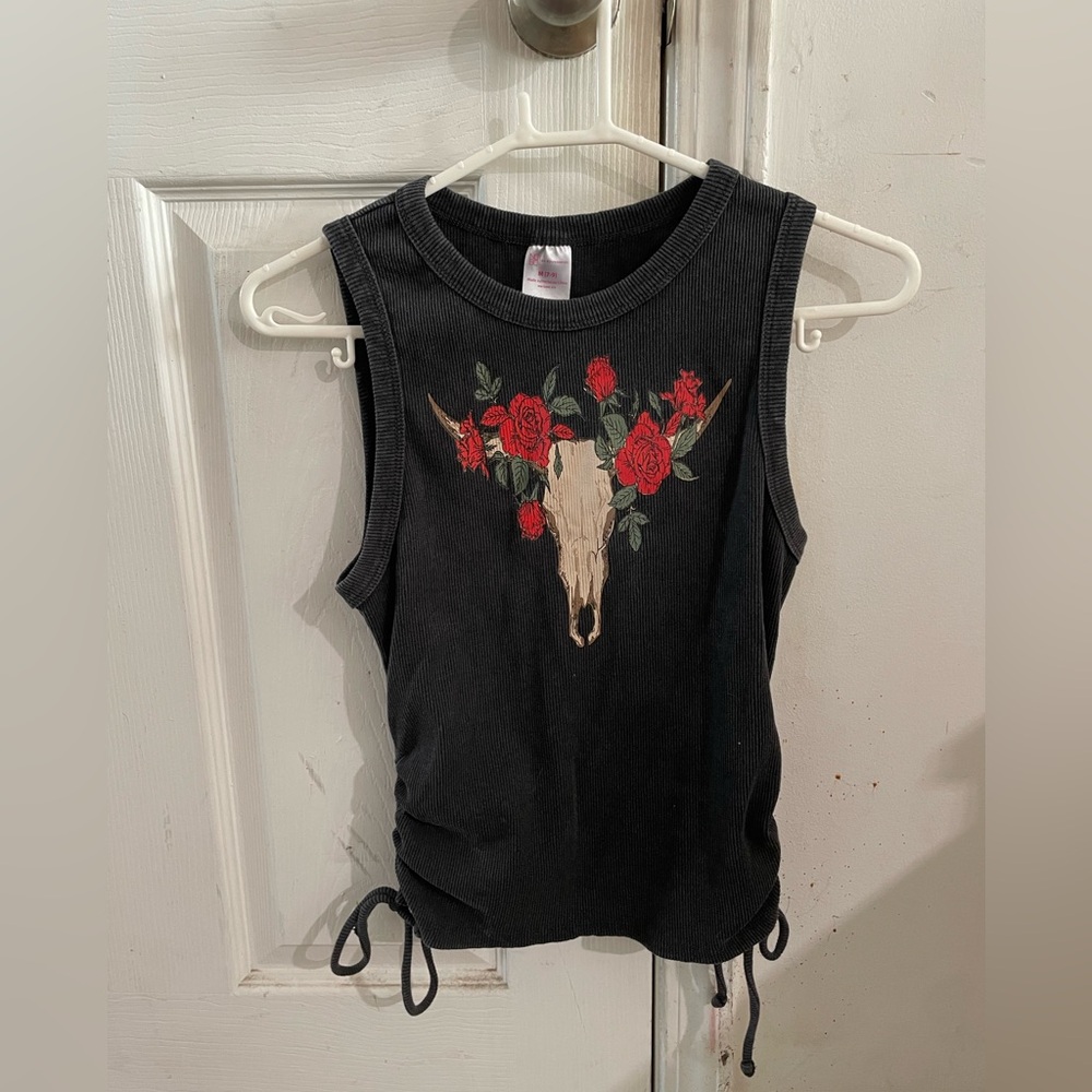No Boundaries Gray Tank Top with Floral Longhorn Bull Skull
